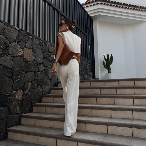 ZARA SHORT FLAP VEST - Picture 8 of 9